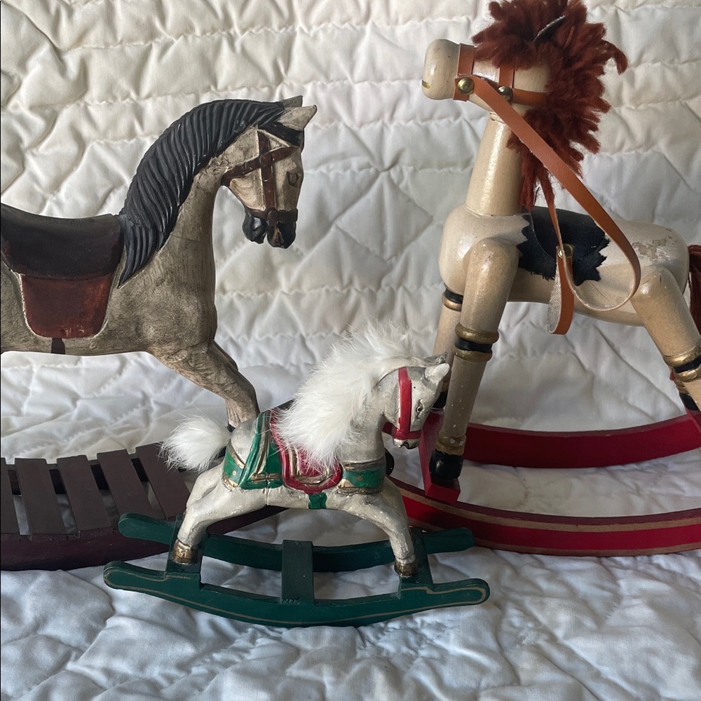 Charming Wooden Rocking Horse Set - Multicolor